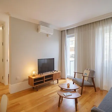 Apartment Charming In *